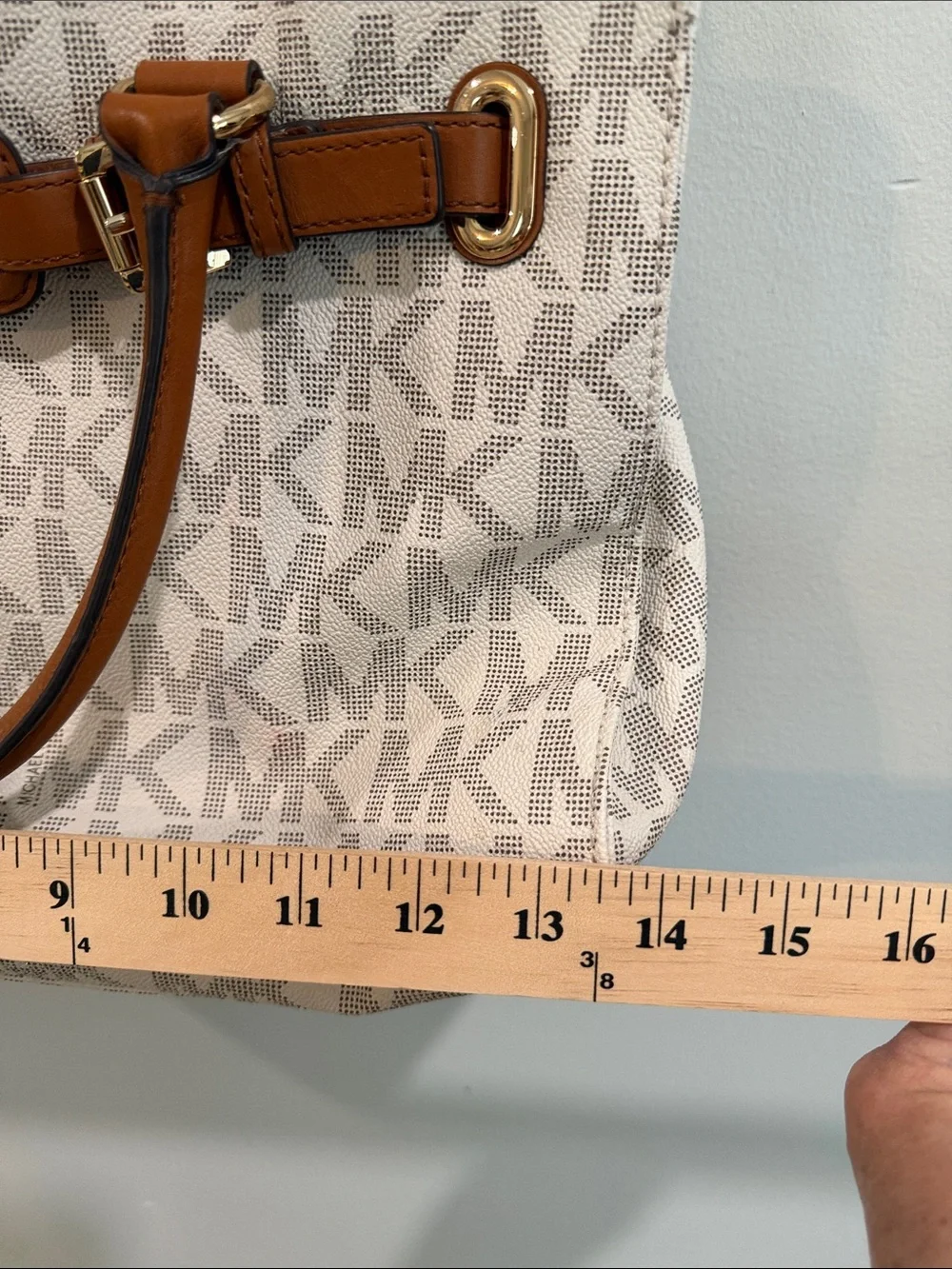 Michael Kors Cream & Brown Signature MK Satchel New without tags